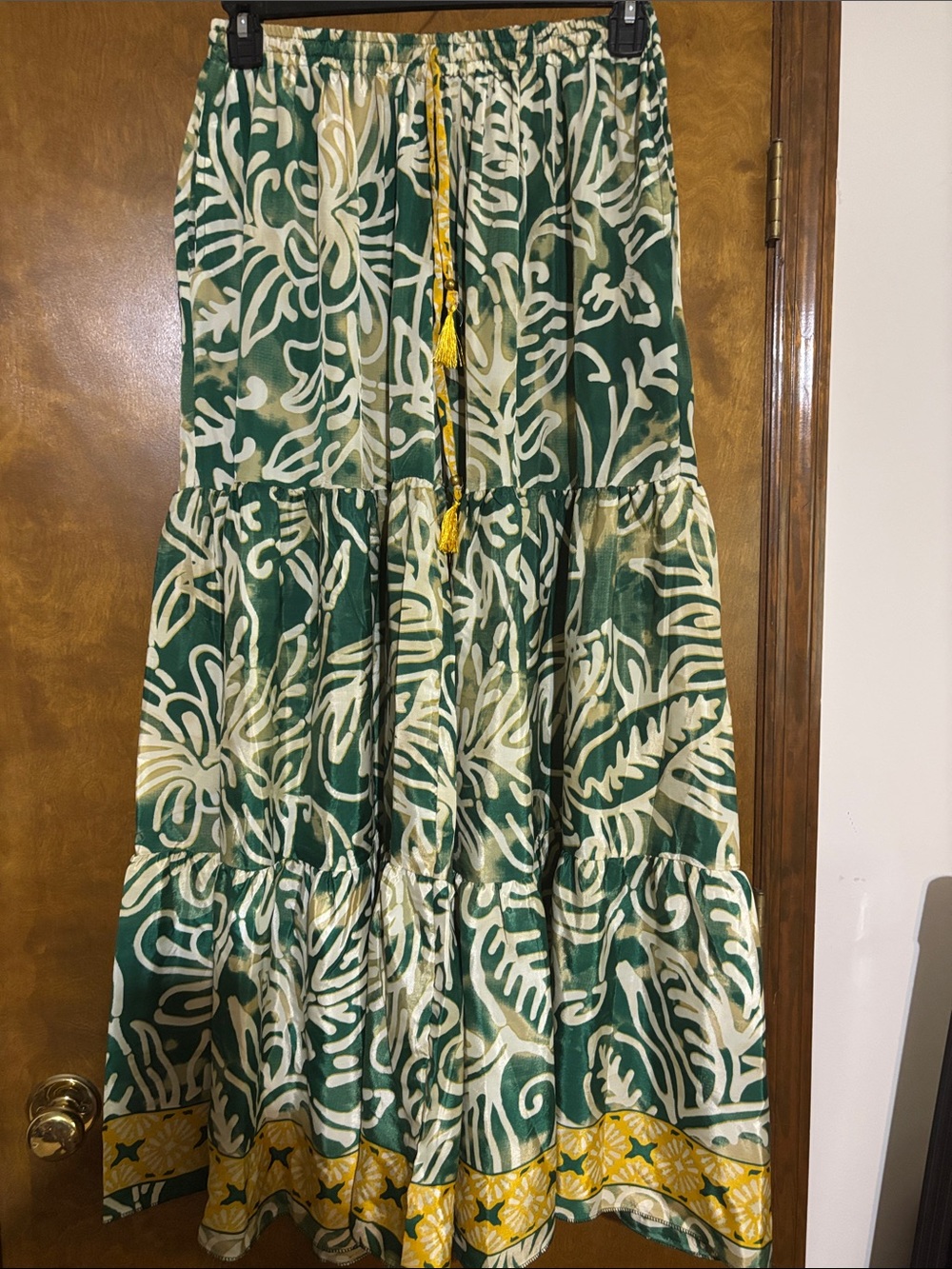 Wevez NWOT culottes pants